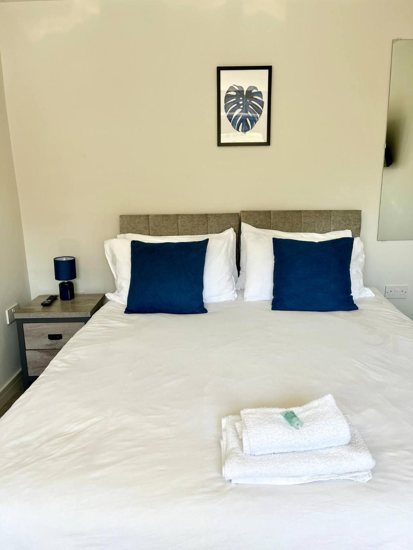 Newly Renovated 3 Bed 2 Bath Apartment & Parking Sheffield Exterior foto